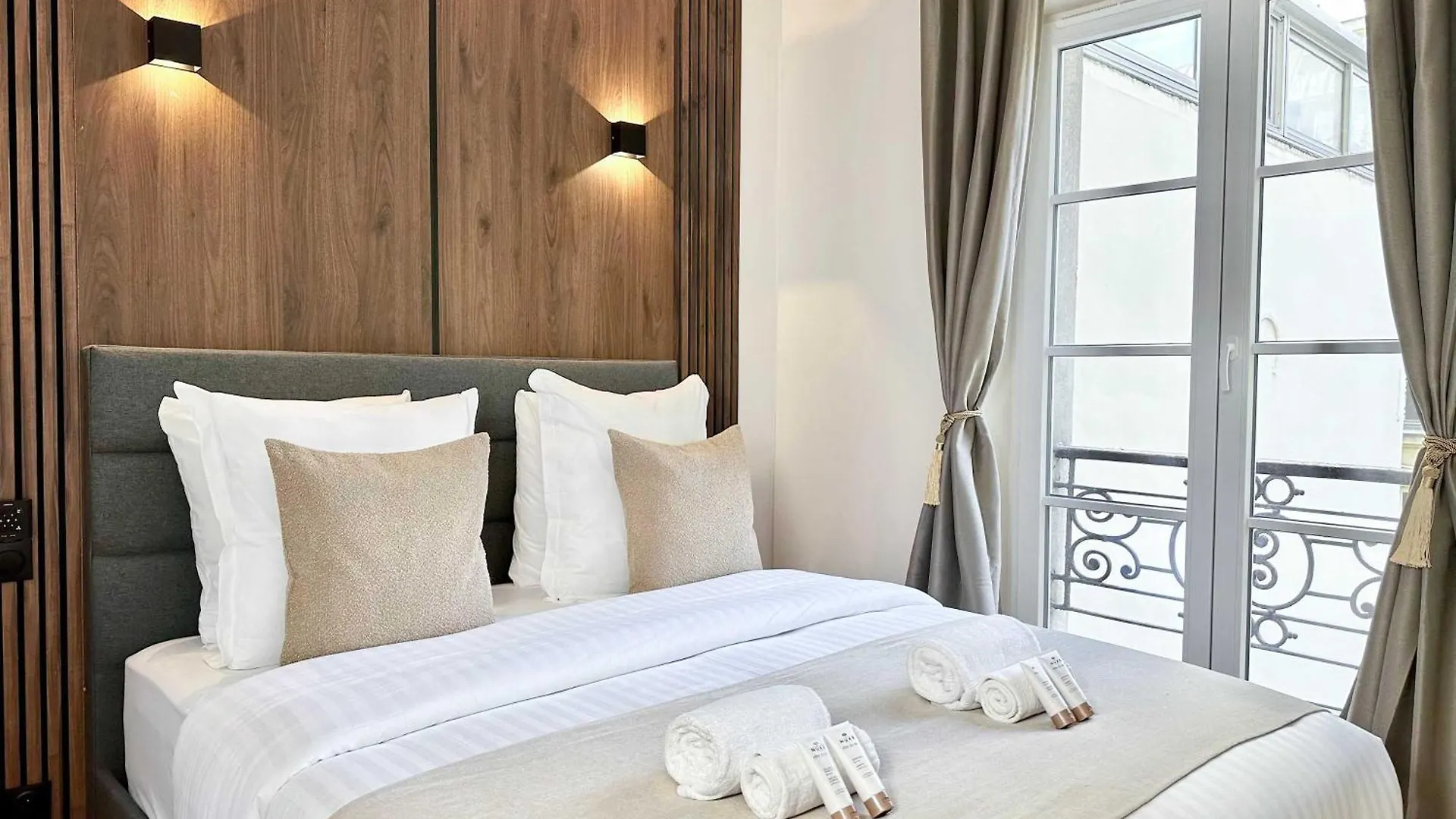 Premium Apartment By Gare Du Nord Paris France